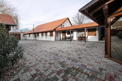 Nr8 Prémium Vendégház
