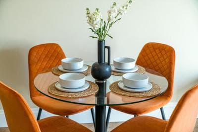 5 star - Stylish 2 Bed Home in London -ExCel, City Airport