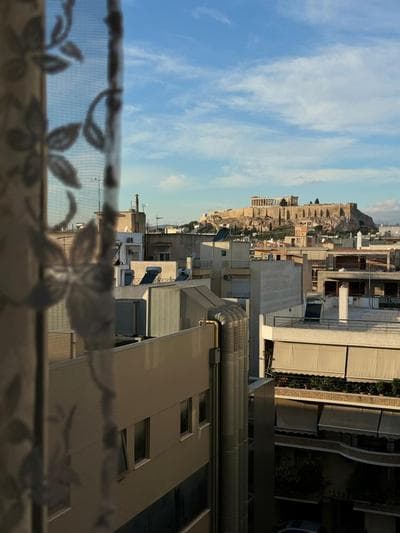 Cozy Suite with Acropolis View