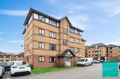 Luxury 2 bed, 2 bath apartment in North London