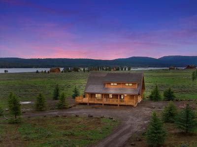 Sunset Magic by KABINO A/C HotTub Near Reservoir Fishing Trails Yellowstone