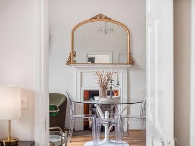 Chic cosy Flat in Pimlico, Central London Pass the Keys