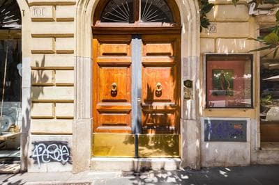 BDC Alpha & Omega in Monti district with 2bath