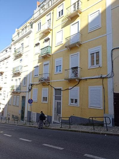 Charming flat with 2 bedrooms on Lisbon's 7th hill
