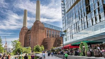 Luxury 2 Bed Apartment Vauxhall, Balcony, Sleeps 6, Central London - Open for Business stays, Long Stays, Families Relocating
