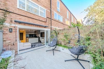 Stunning 1 Bedroom Apartment in the heart of London