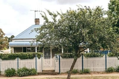 The Icely Cottage