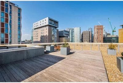 Central Apartment near Liverpool Street Elizabeth Line & Bank Central Line
