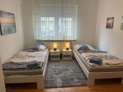 Monteurwohnung 1 OGR in der Nähe zur Veltinsarena - Gästewilli 1