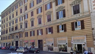 Parisi apt
