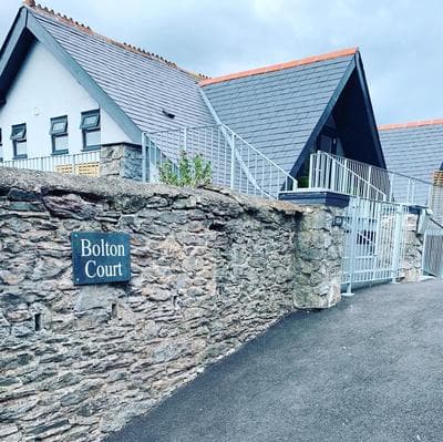 Captain's Keep - Brixham - with designated parking