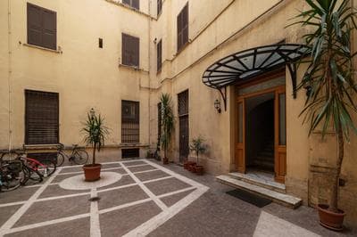 Castel Sant'Angelo Elegant Chic Apartment