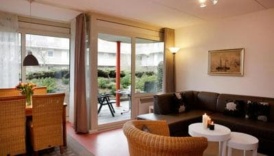 Paradijsje 23 Ameland - Erdgeschosswohnung mit Terrassenausrichtung nach Süden für bis zu 4 Personen, strandnah
