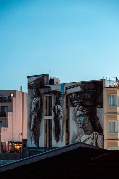 Parthenon Portrait Apartments