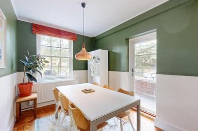 3 bedroom Family Friendly Apartment in Hillcrest