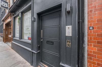STYLISH NEW Covent Garden Soho STUDIO SUITE APART