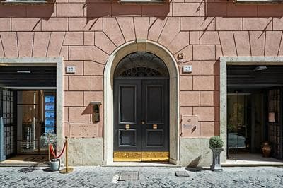 Piazza Navona Roman Suite IREX Apartment