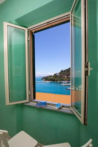 Una Finestra Sul Mare