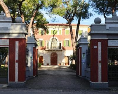 Ostello e Camere Private Prima Luce Foresteria