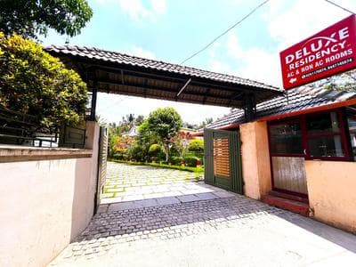 Deluxe Residency