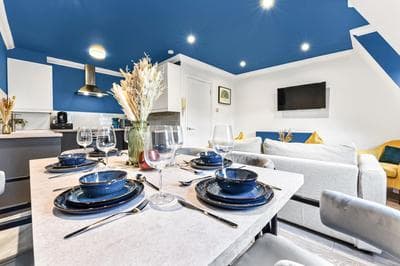 Zone 1, Near London Eye, Attractions, 2 Beds