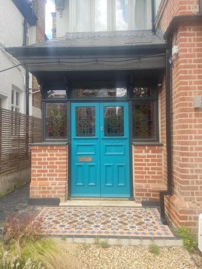 7 Bed House - Sleeps 26 - Parking - Wifi - Garden