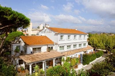 L'Oasis Hotel
