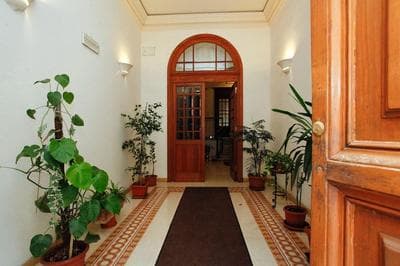 Helles Maisonettezimmer in Rom