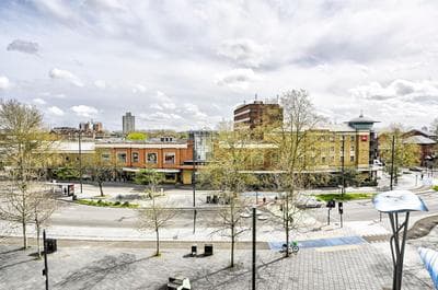 That Cosy Stay -Modern Rooftop Retreat 2-Bedroom Apartment in Stratford with Stunning Views E15