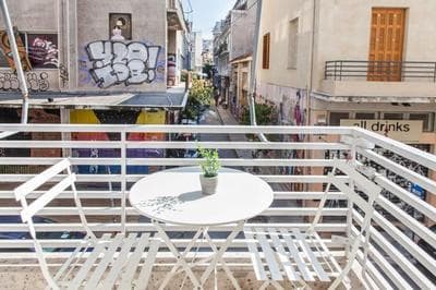 Beautiful Elegant Apartment Next to Monastiraki