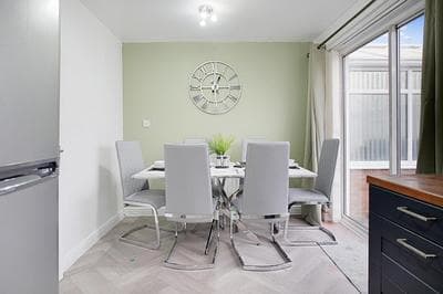 Deerness Viewpoint-Your Scenic Retreat in Brandon