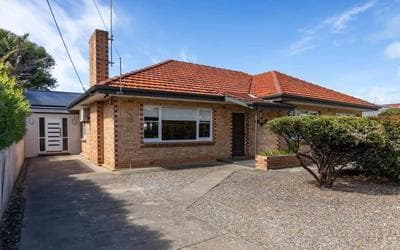 18 Strangways Tce Port Elliot - Linen Included