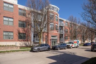 Flexhome Brewers Hill 2BR TS4 - near Brady St and Riverwalk