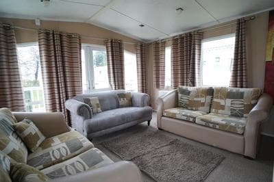 Cozy Hunstanton caravan sleeps 8 pets go free