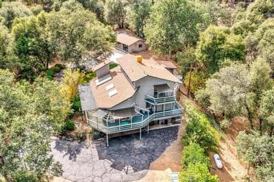 Hodges Hill Hideout w/ pool, spa, BBQ - Dog Friendly