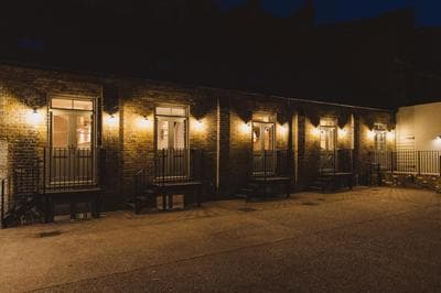 Buckingham Mews_Flint Cottage 1