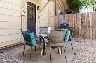 #StayInMyDistrict Cozy Central Boise Townhouse