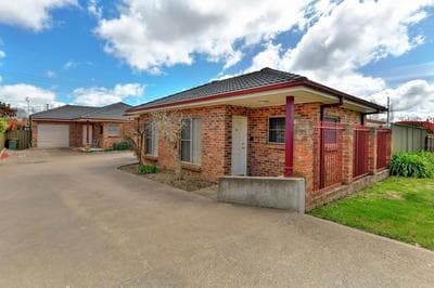 Spacious 2 Bed, 2 Bath Villa, CBD Location