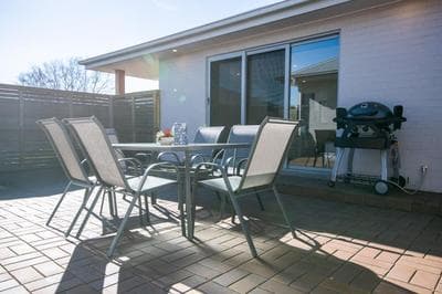 The Endsleigh II - Cosy 2 Bedroom Villa near CBD