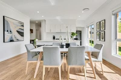 Hideaway on Curran - Modern & Comfy Retreat in CBD Firepit
