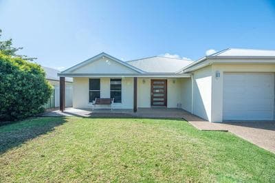 Parkside Getaway - Pool, Family Entertainer