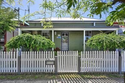 Autumn Leaf Cottage - Close to CBD, Heritage Charm