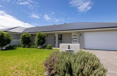 Luxury on Lesmurdie - Close to Zoo & Golf Club