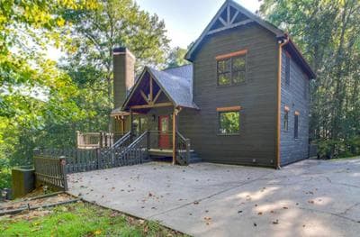 Bear Feet Cabin