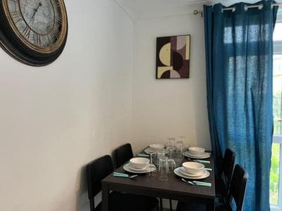 2 Bed Flat in Canary Wharf