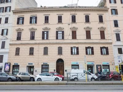 The Best Rent – Charming flat near Colosseo
