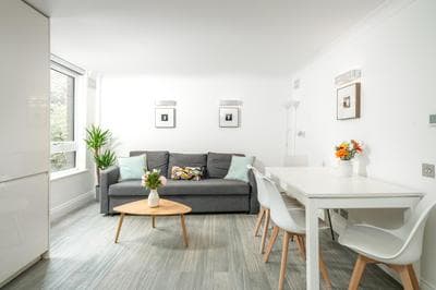 Beautiful & Serene Flat in the Heart of London