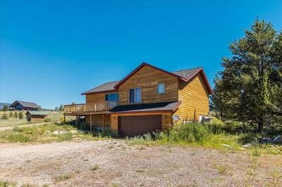 Huckleberry Hideaway