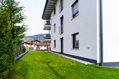 HEAVEN 7 Suite - Private Whirlpool & Garden