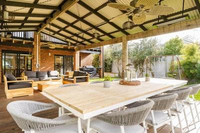Luxurious soul sanctuary by the surf - Perfect for multiple families coming together